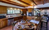 Туры в отель Exclusive Crete Villa Villa Alexia 4 Bedrooms Large Lawned Gardens Chania Туры в отель Exclusive Crete Villa Villa Alexia 4 Bedrooms Large Lawned Gardens Chania