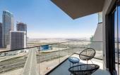 Туры в отель Sophisticated Binghatti Canal Studio Apartments Туры в отель Sophisticated Binghatti Canal Studio Apartments