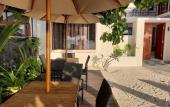 Туры в отель Comfy Cool Breeze by eMzaz Туры в отель Comfy Cool Breeze by eMzaz