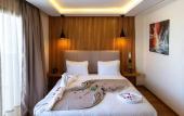 Туры в отель Hotel Unico Maarif Туры в отель Hotel Unico Maarif