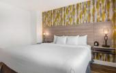 Туры в отель The Lodge Red Hook Туры в отель The Lodge Red Hook