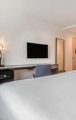 Туры в отель The Lodge Red Hook Туры в отель The Lodge Red Hook