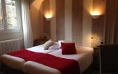 Туры в отель Hotel de la Bourse, Sure Hotel Collection by Best Western Туры в отель Hotel de la Bourse, Sure Hotel Collection by Best Western