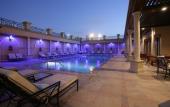 Туры в отель Luxe Avenue Hotel Туры в отель Luxe Avenue Hotel