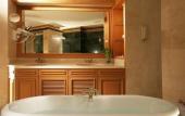 Туры в отель Luxe Avenue Hotel Туры в отель Luxe Avenue Hotel