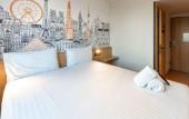 Туры в отель easyHotel Barcelona La Sagrera Туры в отель easyHotel Barcelona La Sagrera