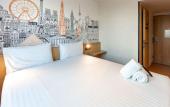 Туры в отель easyHotel Barcelona La Sagrera Туры в отель easyHotel Barcelona La Sagrera
