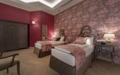 Туры в отель Relais Le Chevalier Туры в отель Relais Le Chevalier