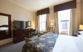 Туры в отель The Pfister Hotel Туры в отель The Pfister Hotel