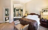 Туры в отель The Pfister Hotel Туры в отель The Pfister Hotel