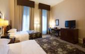 Туры в отель The Pfister Hotel Туры в отель The Pfister Hotel