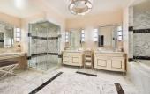 Туры в отель The Pfister Hotel Туры в отель The Pfister Hotel