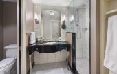 Туры в отель The Pfister Hotel Туры в отель The Pfister Hotel