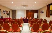 Туры в отель Hotel des Arcades de Cachan Grand Paris Sud Туры в отель Hotel des Arcades de Cachan Grand Paris Sud