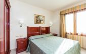 Туры в отель Hotel Regina Elena Туры в отель Hotel Regina Elena