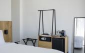 Туры в отель The March Hotel Туры в отель The March Hotel