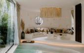Туры в отель Hotel Milam, Michelin Key winner Туры в отель Hotel Milam, Michelin Key winner