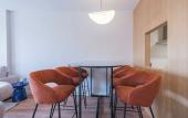 Туры в отель Iconic Suites Туры в отель Iconic Suites