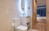 Туры в отель Iconic Suites Туры в отель Iconic Suites