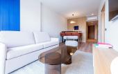 Туры в отель Iconic Suites Туры в отель Iconic Suites