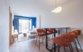 Туры в отель Iconic Suites Туры в отель Iconic Suites
