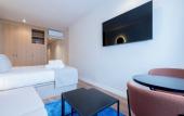 Туры в отель Iconic Suites Туры в отель Iconic Suites