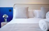 Туры в отель Iconic Suites Туры в отель Iconic Suites