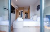 Туры в отель Iconic Suites Туры в отель Iconic Suites
