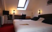 Туры в отель Hotel Le Bayeux Туры в отель Hotel Le Bayeux