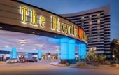 Туры в отель Parkwest Bicycle Casino Туры в отель Parkwest Bicycle Casino