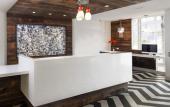 Туры в отель The Inn at Venice Beach Туры в отель The Inn at Venice Beach