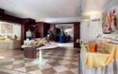 Туры в отель Bleis Hotel Туры в отель Bleis Hotel