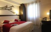 Туры в отель The Originals Hotel La Marebaudiere Туры в отель The Originals Hotel La Marebaudiere