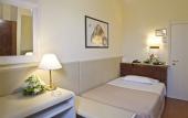 Туры в отель Hotel Centrale Byron Туры в отель Hotel Centrale Byron