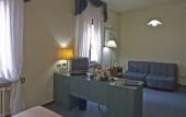 Туры в отель Hotel Centrale Byron Туры в отель Hotel Centrale Byron