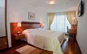 Туры в отель Hotel Croatia Туры в отель Hotel Croatia