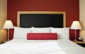 Туры в отель Holiday Inn Express Miami Airport Blue Lagoon Area by IHG Туры в отель Holiday Inn Express Miami Airport Blue Lagoon Area by IHG
