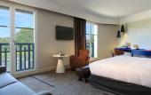 Туры в отель Renaissance Paris Hippodrome De St. Cloud Hotel Туры в отель Renaissance Paris Hippodrome De St. Cloud Hotel