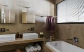 Туры в отель Les Lodges Sainte-Victoire Hotel & Spa Туры в отель Les Lodges Sainte-Victoire Hotel & Spa