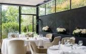 Туры в отель Les Lodges Sainte-Victoire Hotel & Spa Туры в отель Les Lodges Sainte-Victoire Hotel & Spa