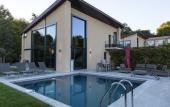 Туры в отель Les Lodges Sainte-Victoire Hotel & Spa Туры в отель Les Lodges Sainte-Victoire Hotel & Spa