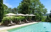 Туры в отель Les Lodges Sainte-Victoire Hotel & Spa Туры в отель Les Lodges Sainte-Victoire Hotel & Spa