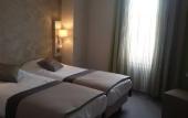 Туры в отель Hotel Albert Elisabeth Gare SNCF Туры в отель Hotel Albert Elisabeth Gare SNCF