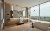 Туры в отель Crowne Plaza Wuhan Tianhe Airport by IHG Туры в отель Crowne Plaza Wuhan Tianhe Airport by IHG