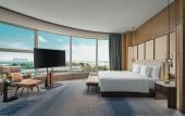 Туры в отель Crowne Plaza Wuhan Tianhe Airport by IHG Туры в отель Crowne Plaza Wuhan Tianhe Airport by IHG