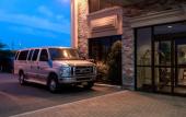 Туры в отель Five Towns Inn - JFK Airport Туры в отель Five Towns Inn - JFK Airport