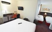 Туры в отель Kyriad Lyon Sud Saint Genis Laval Туры в отель Kyriad Lyon Sud Saint Genis Laval