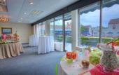 Туры в отель The Newport Harbor Hotel & Marina Туры в отель The Newport Harbor Hotel & Marina