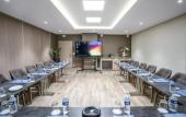 Туры в отель Kyriad Chambery Centre - Curial Туры в отель Kyriad Chambery Centre - Curial