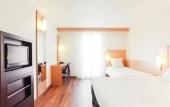 Туры в отель ibis Hyeres Centre Туры в отель ibis Hyeres Centre